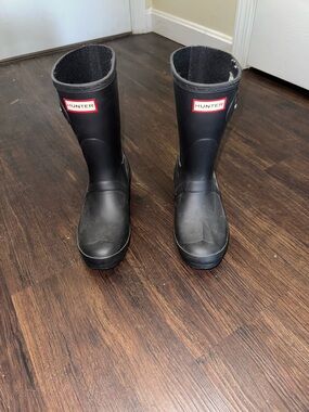 Hunter Black Matte Mid-Calf Rain Boots